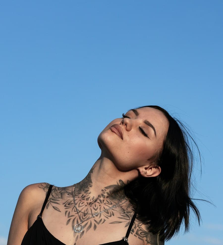 Neck Tattoo Ideas: Placement, Pain & Meaning Guide